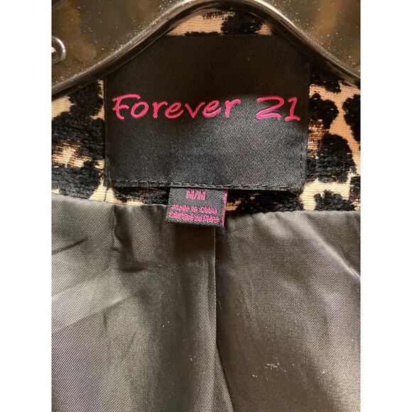 Forever 21 Size M Leopard Print Cache Crop Swing Jacket Coat 3/4 Sleeves - Picture 7 of 8
